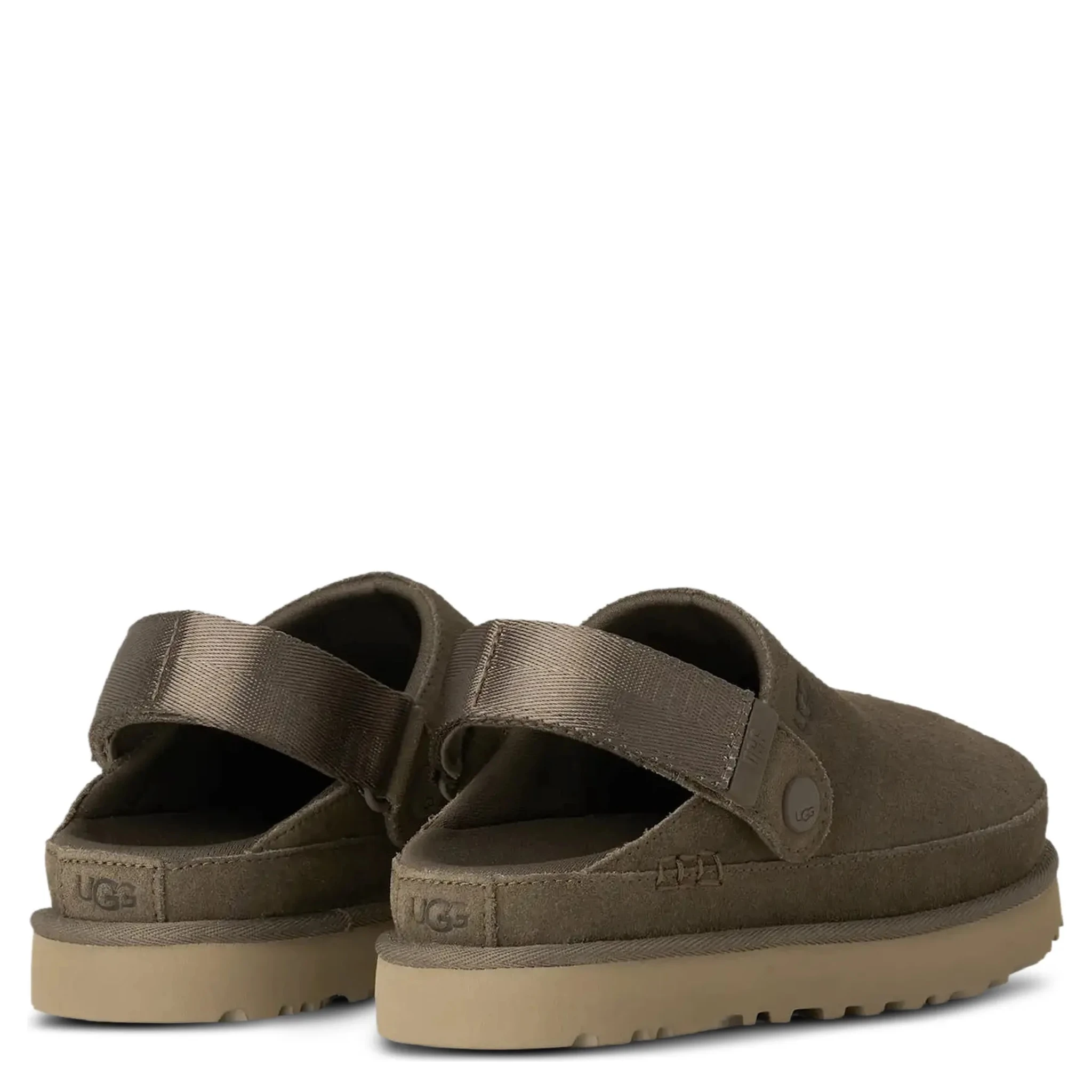 UGG Flat shoes