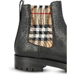 BURBERRY  Black