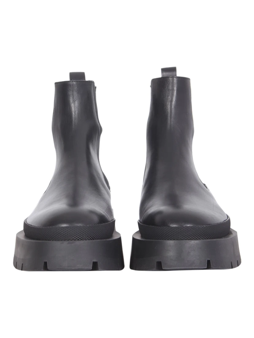 LEATHER BOOTS