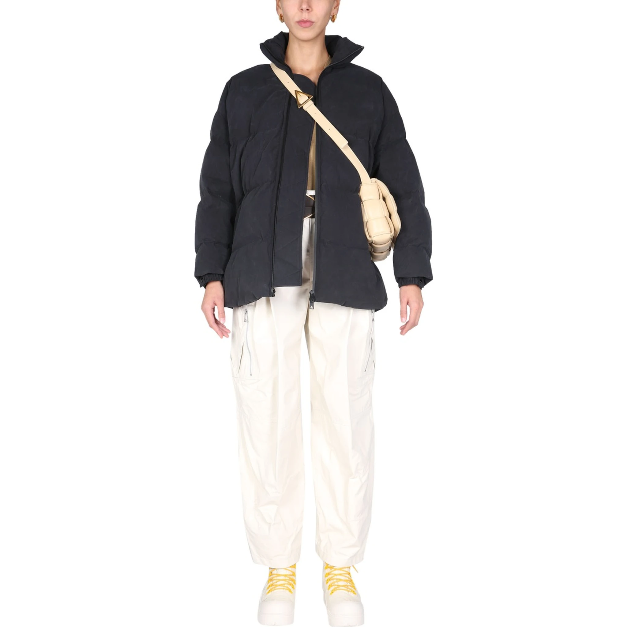 HOODED DOWN JACKET