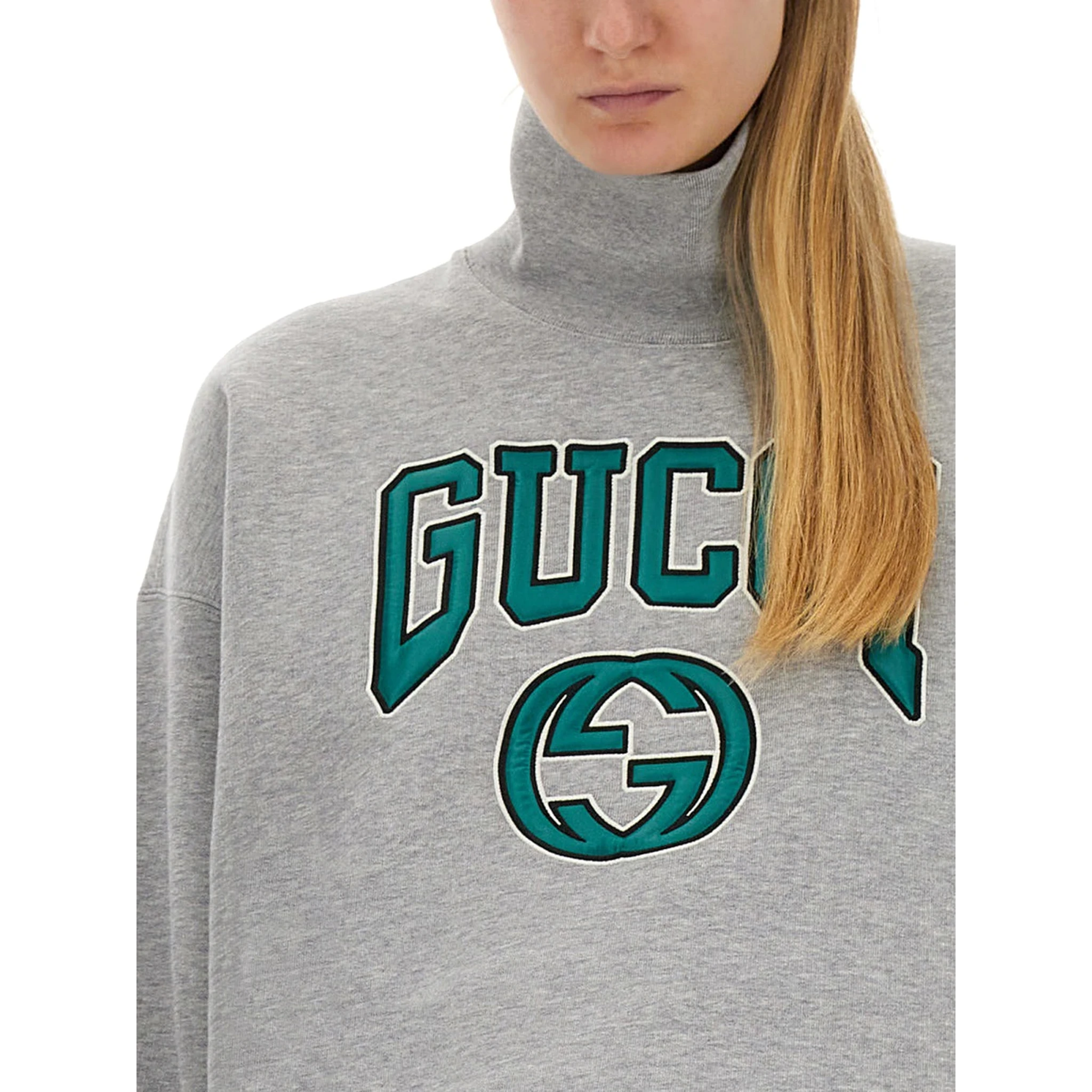 SWEATSHIRT WITH EMBROIDERY