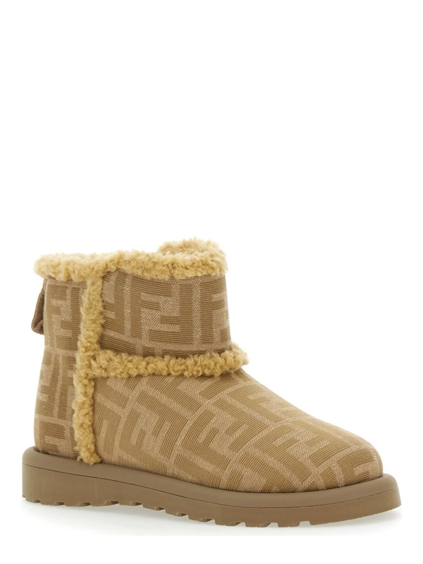 WINTER SHOE