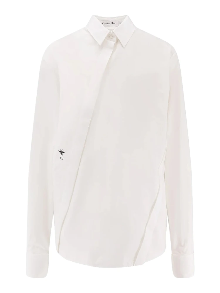 SHIRT WITH ASYMMETRICAL CLOSURE