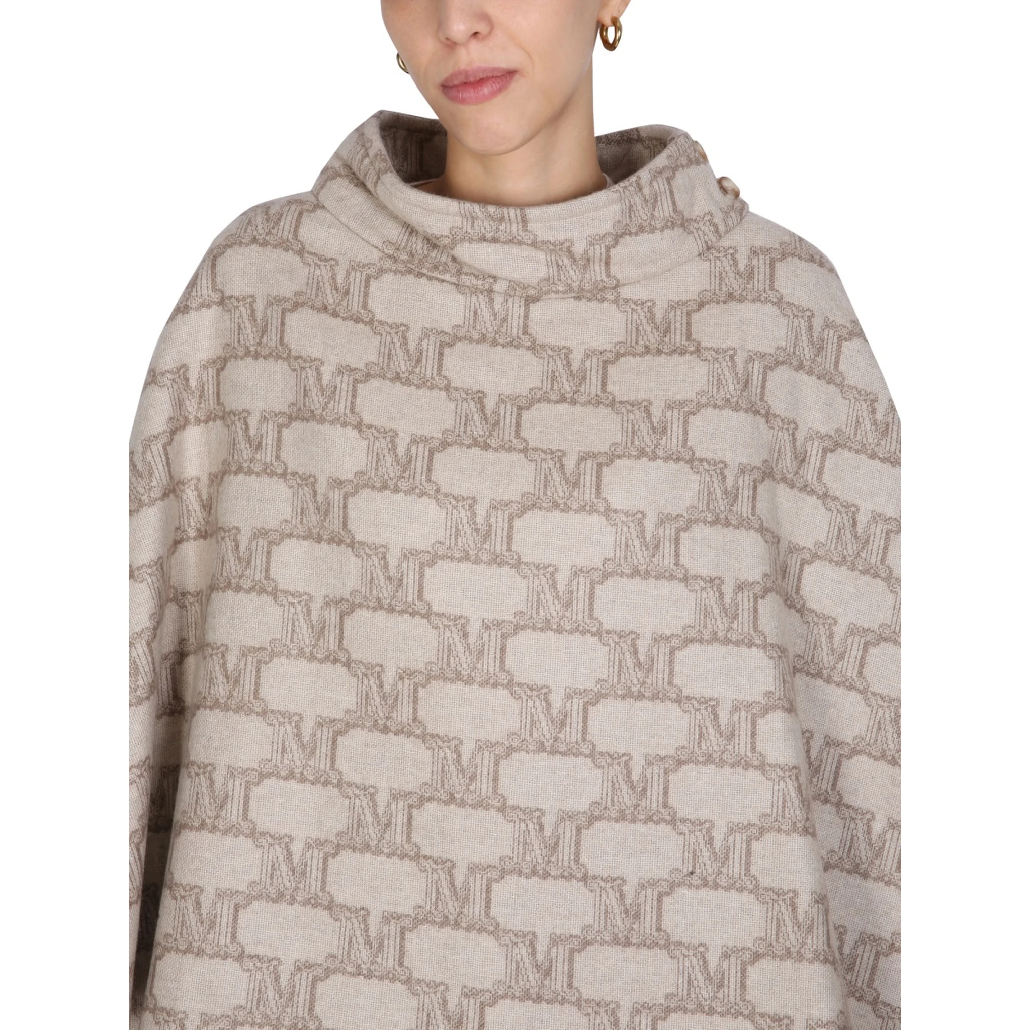 CAPE "DORINA"