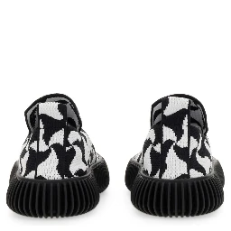 KNIT SLIP-ON SNEAKER