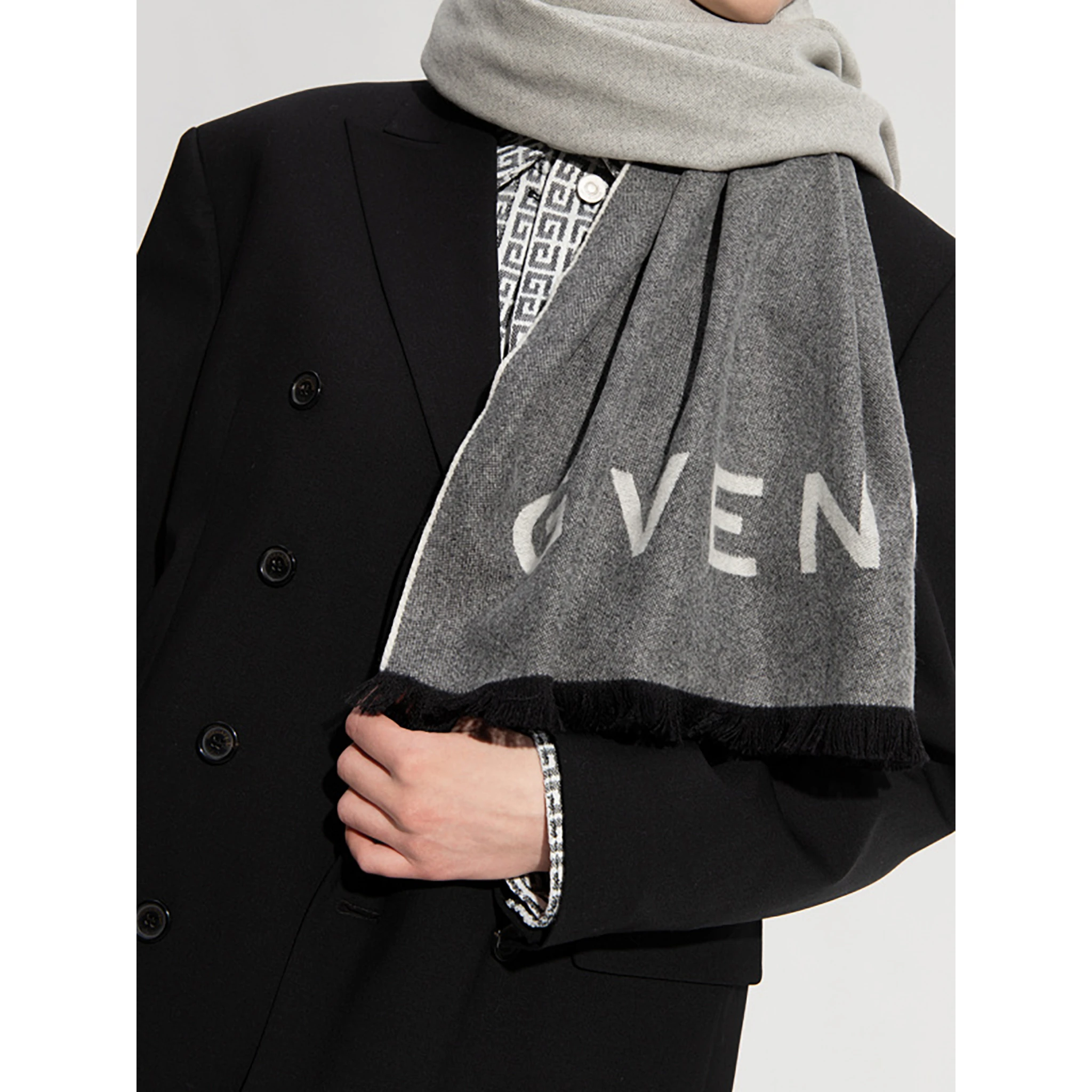 GIVENCHY scarf