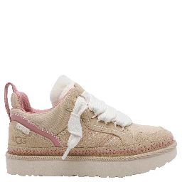 حذاء رياضي من UGG بيج