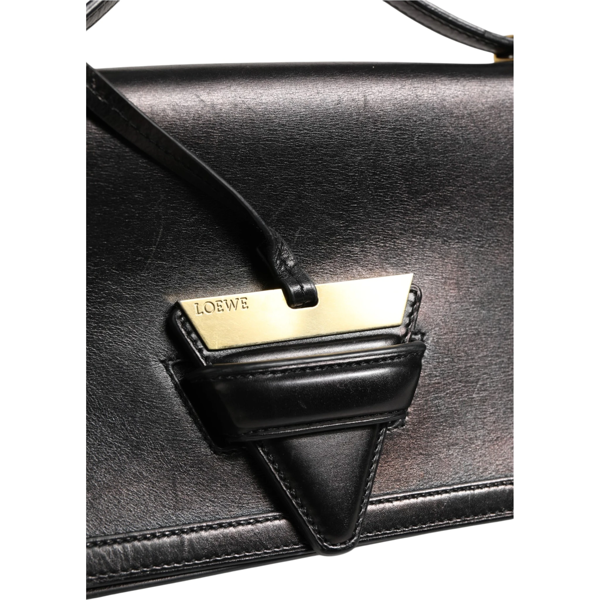 Barcelona Medium Leather Shoulder Bag