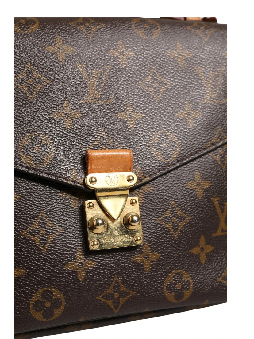 Pochette Métis Monogram