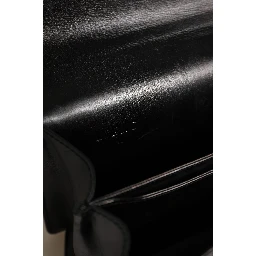 Barcelona Medium Leather Shoulder Bag