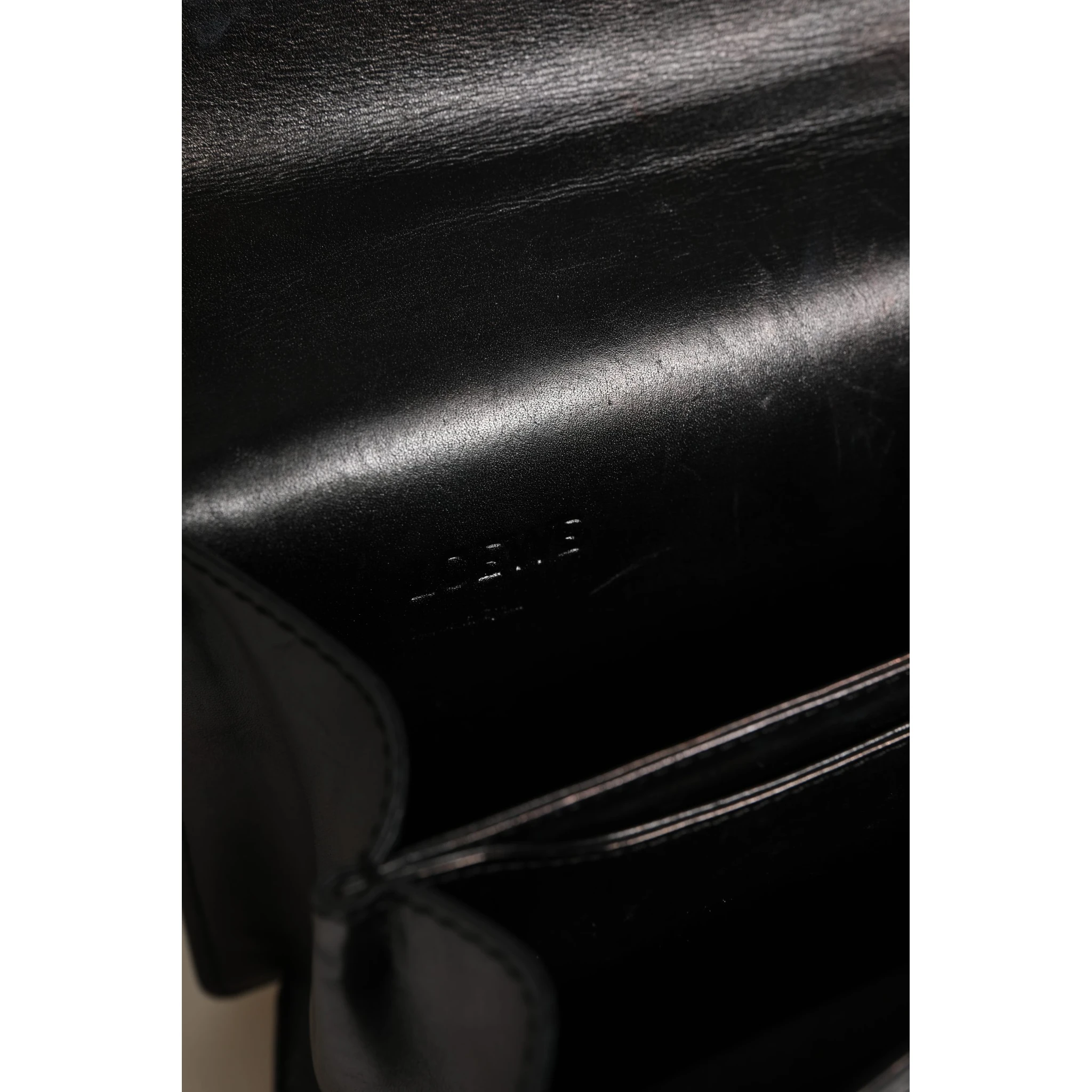 Barcelona Medium Leather Shoulder Bag